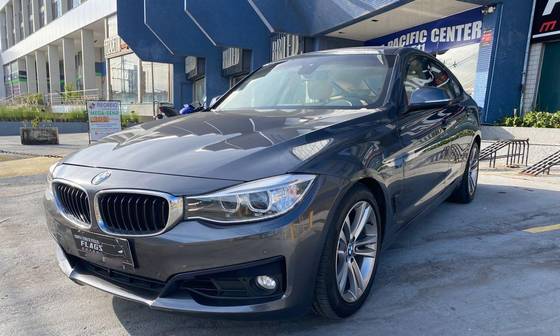 BMW 320i 2.0 GT SPORT 16V TURBO GASOLINA 4P AUTOMÁTICO BMW 320i 2.0 GT SPORT 16V TURBO GASOLINA 4P AUTOMÁTICO